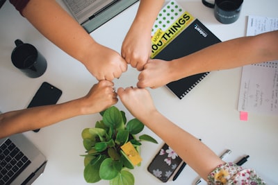 Efectos de crear un GPT en la colaboración en equipo