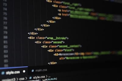 Hábitos ocultos que están quemando tus tokens en Claude Code