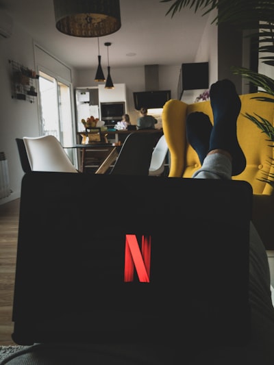 Netflix adquiere startup de IA de Ben Affleck
