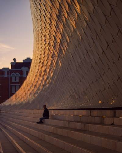 Estamos evolucionando en nuestra comprensión del código: ¿Arquitectos o turistas?