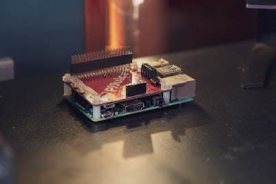 Construí un detector de imágenes falsas en un fin de semana y 100 personas lo usaron el primer día