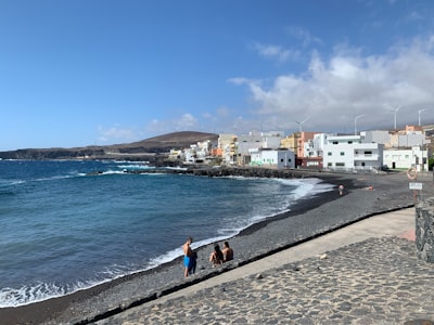 Socio oficial de avatar conversacional de IA en Santa Cruz de Tenerife
