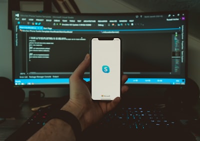 SynBench: Benchmark para generación de texto con privacidad diferencial