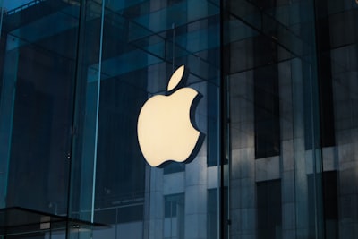 Apple lanza actualización para corregir falla de seguridad.