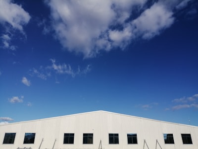 Almacenes inteligentes despiden a la nube por el borde