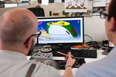 Generación y edición interactiva de CAD con IA multimodal