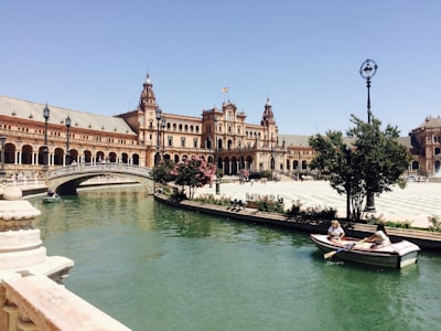 Copiloto de IA para soporte en Sevilla