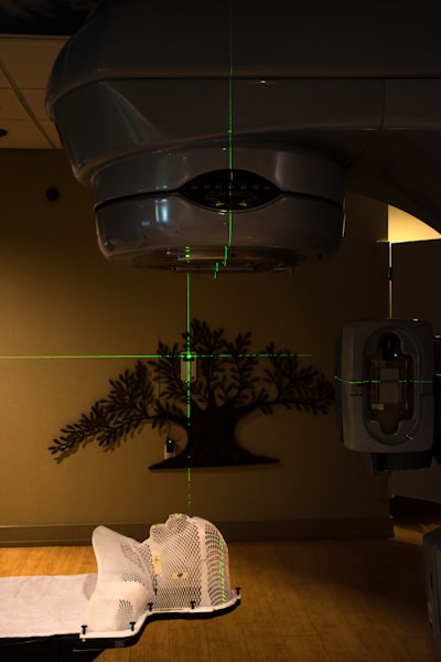Operadores neuronales para inversión en tomografía fotoacústica 3D