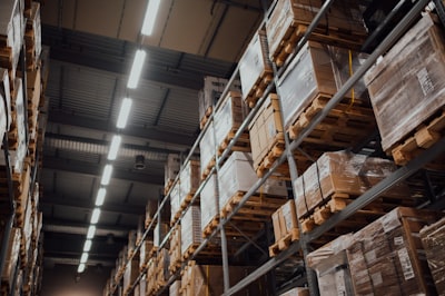 Mejora la eficiencia con software de inventario a medida