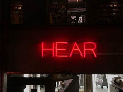 La inteligencia artificial escucha a tus clientes competidores.