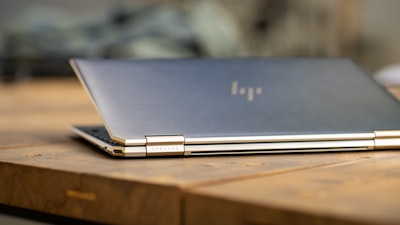 Usuario de HP afirma que actualización de firmware dejó su impresora sin soporte