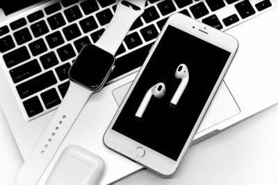 Insightes Essenciales Sobre iOS 26: Seguridad y Privacidad Explicadas para Desarroladores y Usuarios
