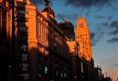 Guía para encontrar inteligencia empresarial en Zaragoza