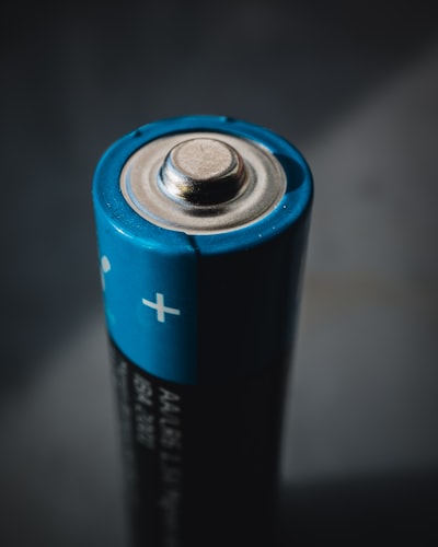Electroquímica para litio de grado de batería