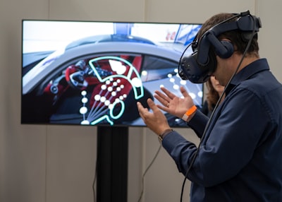 Realidad aumentada y virtual: transformando educación y negocios