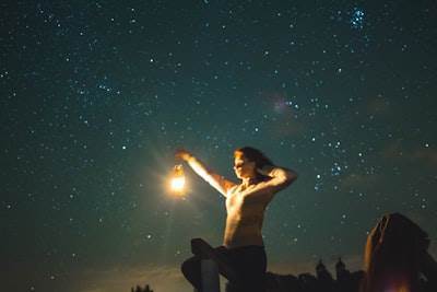 ¿Cómo la IA + la astrología impactan en la elección de nuestra carrera en 2025?