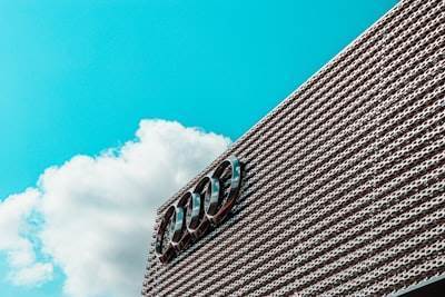 Estudio de caso: Cómo XYZ Corp logró un aumento del 30% en las ventas con el manejo automático de llamadas