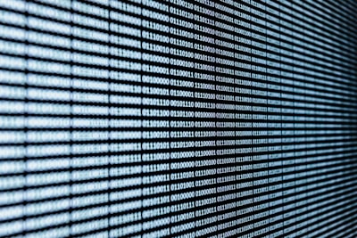 Cómo implementar la eliminación de datos duplicados en CRM sin interrupciones