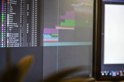 Por qué expertos en servicios financieros recomiendan software empresarial