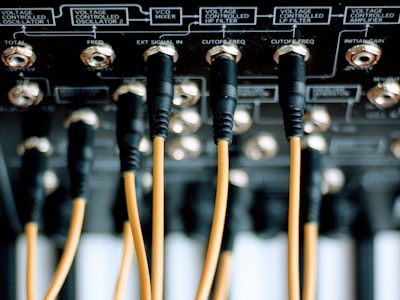 5 elementos que aún funcionan con el audio óptico