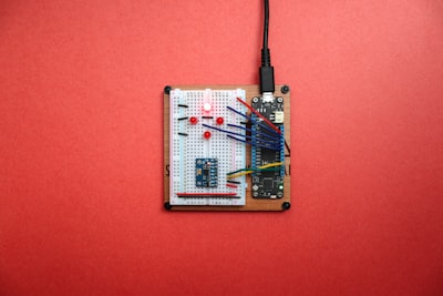Hacker transforma señales Wi-Fi en arte de pared con Raspberry Pi