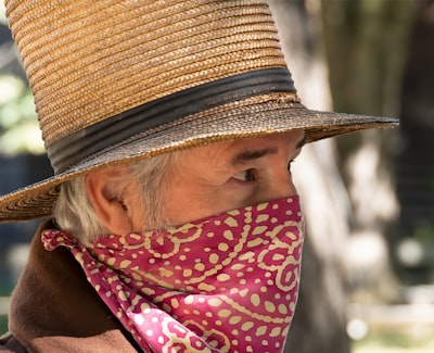 Bandidos de un solo pico: recursos limitados