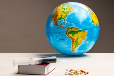 Aprendizaje federado con representaciones locales y globales