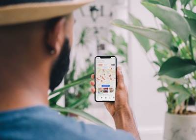 Cómo Airbnb revolucionó la experiencia del cliente con consultoría de aplicaciones