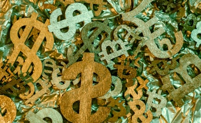 Análisis de sentimiento financiero con FinBERT
