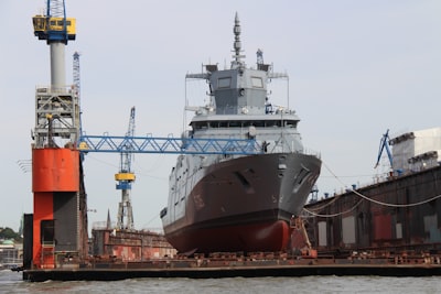 Cómo la IA predice obstrucciones en el sistema de lastre de barcos