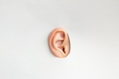 Los nuevos auriculares Sony son ideales para colocar en el clip
