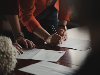 Soporte técnico para IA en revisión de contratos