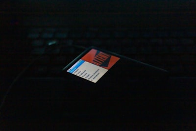 Un SSD NVMe de 2TB que parece una tarjeta microSD