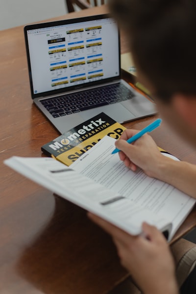 Las 50 empresas líderes en portales educativos con notas y tutoriales