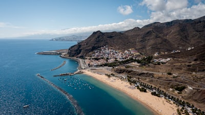 Las 100 empresas líderes en implementación de IA en Tenerife