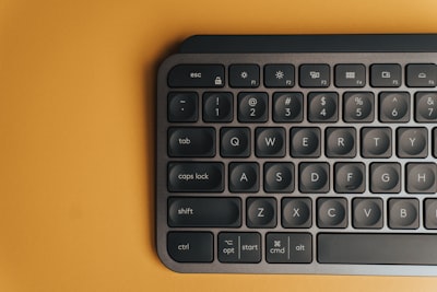 Arteck HW197: el teclado con trackpad perfecto para tu TV