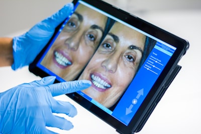 Mejores 3 empresas de IA para consultas dentales en Alicante