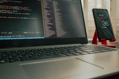 De móvil olvidado a servidor Linux doméstico