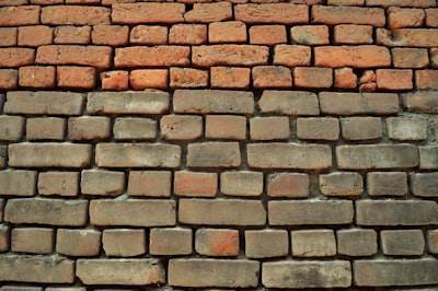 Building Block by Building Block: Defining System Requirements Correctly