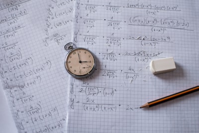 Optimización de la tasa de aprendizaje bajo leyes de escalado	funcional