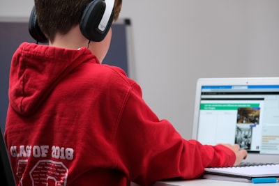 Automatiza tareas repetitivas en tu portal de estudiantes