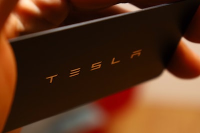 2nm Tesla AI5: Samsung Foundry vs TSMC in Manufacturing