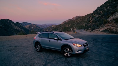 Este SUV de Subaru acelera a menos de 5 segundos a 60 mph y tiene espacio para siete pasajeros.