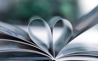 Coautoría de IA: El cambio en las novelas románticas