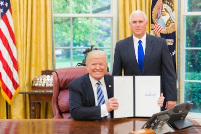 Trump destituye miembros de la Junta Nacional de Ciencia Independiente
