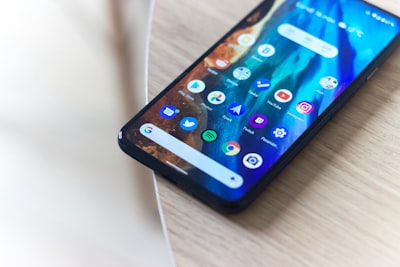 Instala HyperDroid y disfruta de la experiencia Windows en tu Android