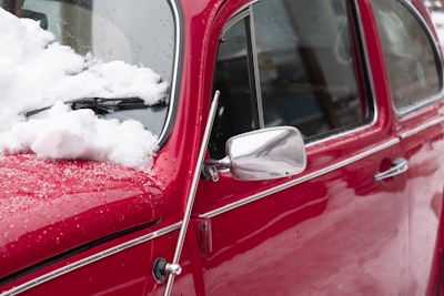 Prepara tu coche para la nieve: 8 consejos útiles