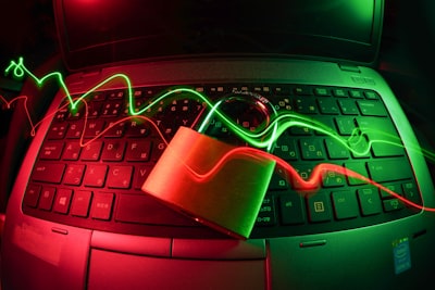Protección contra ataques DDoS modernos en sitios web de consumo