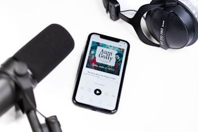 Cómo crear tu propio podcast personalizado con AI: Yourcast