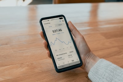 Acciones clave de la dirección para fomentar el uso de la app de gastos
